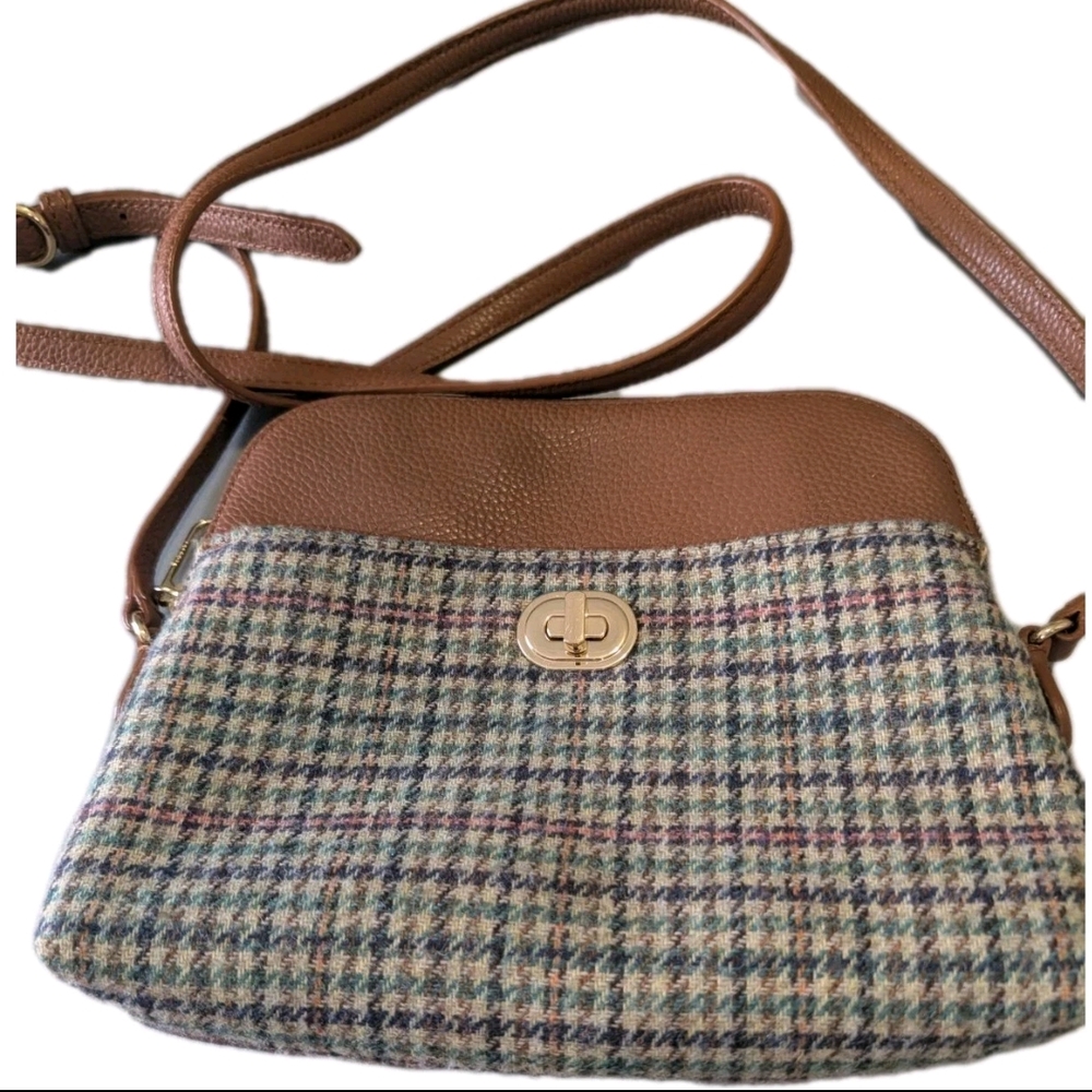 Talbots‎ crossbody plaid purse 9.5x8x2